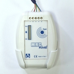 macnivel-battery-powered-water-level-monitor-in-wall-cradle.jpg